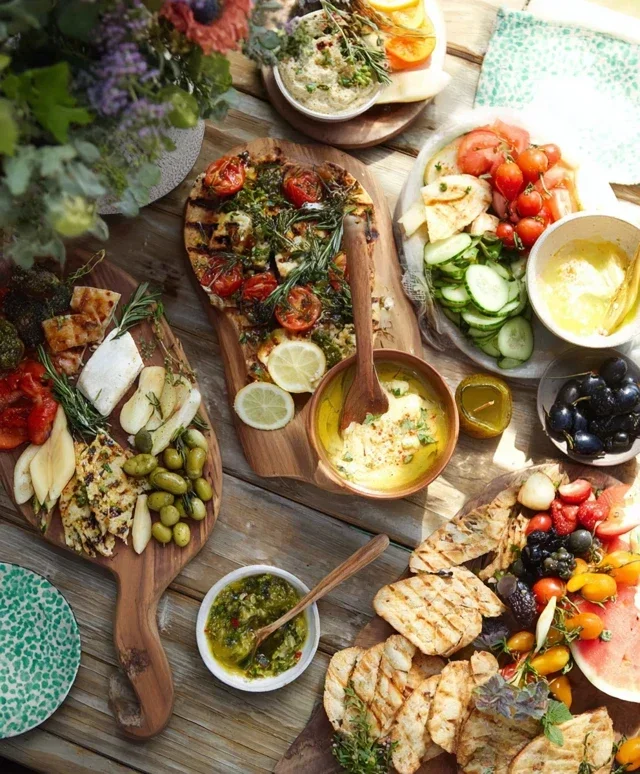 20+ Fabulous DIY Ideas To Host A Summer Garden Party