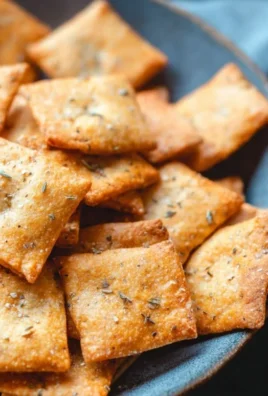 Keto Crackers (2 ingredients!)