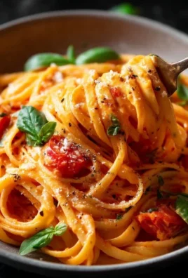 Easy One Pot Creamy Tomato Pasta